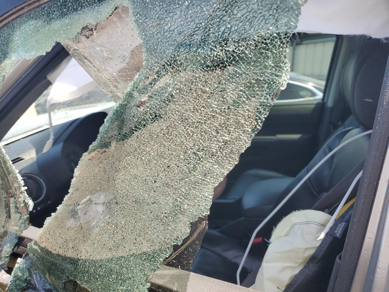 5FNYF3H72BB055610 2011 Honda Pilot Exln