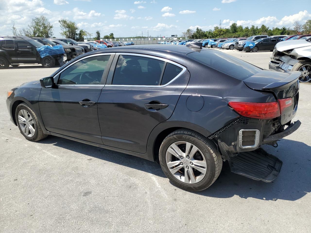 19VDE1F36DE005462 2013 Acura Ilx 20