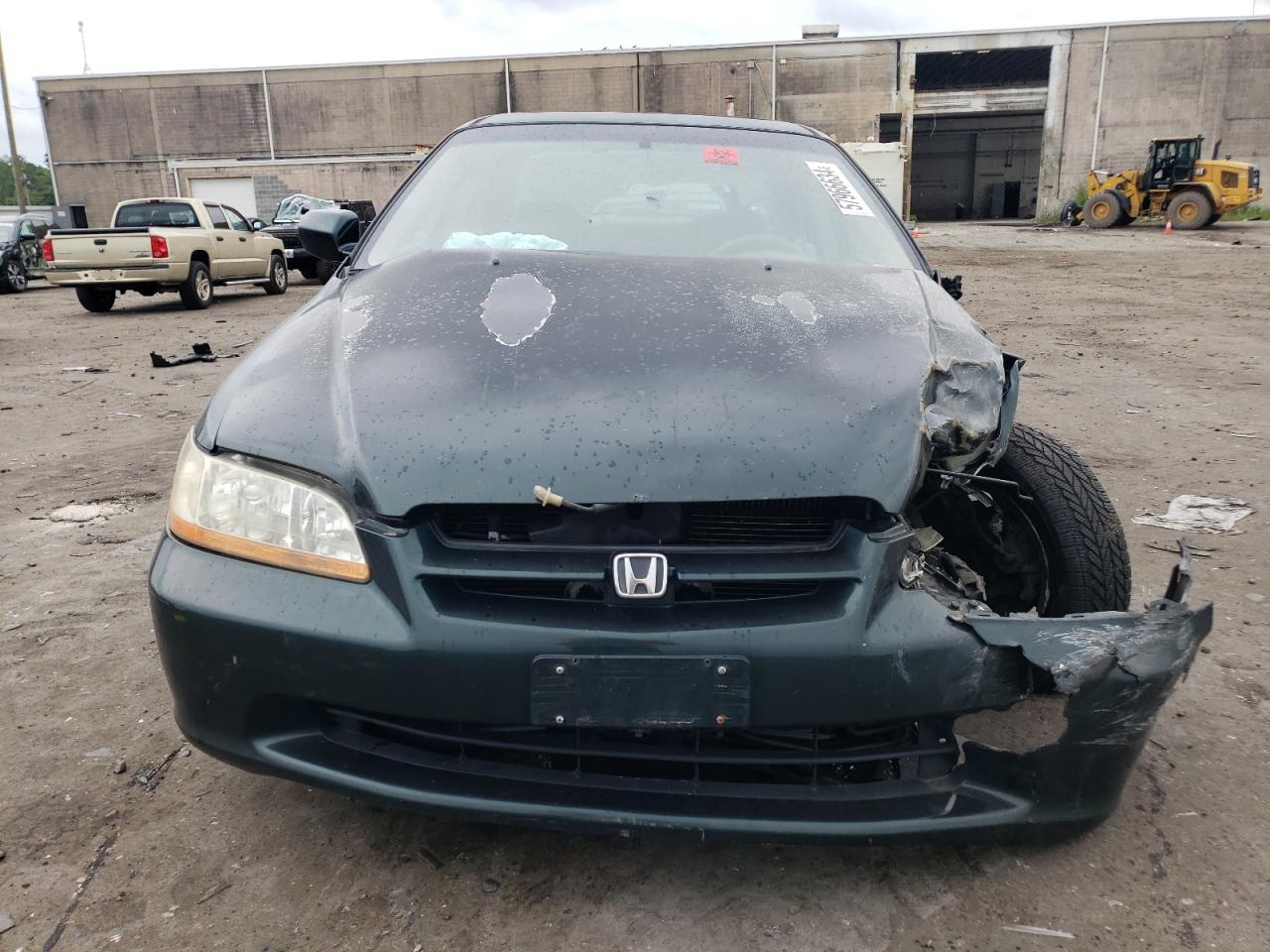 1HGCG6573YA112817 2000 Honda Accord Ex