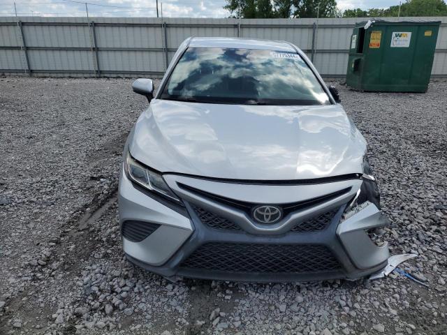 VIN 4T1B11HK0JU071240 2018 Toyota Camry, L no.5