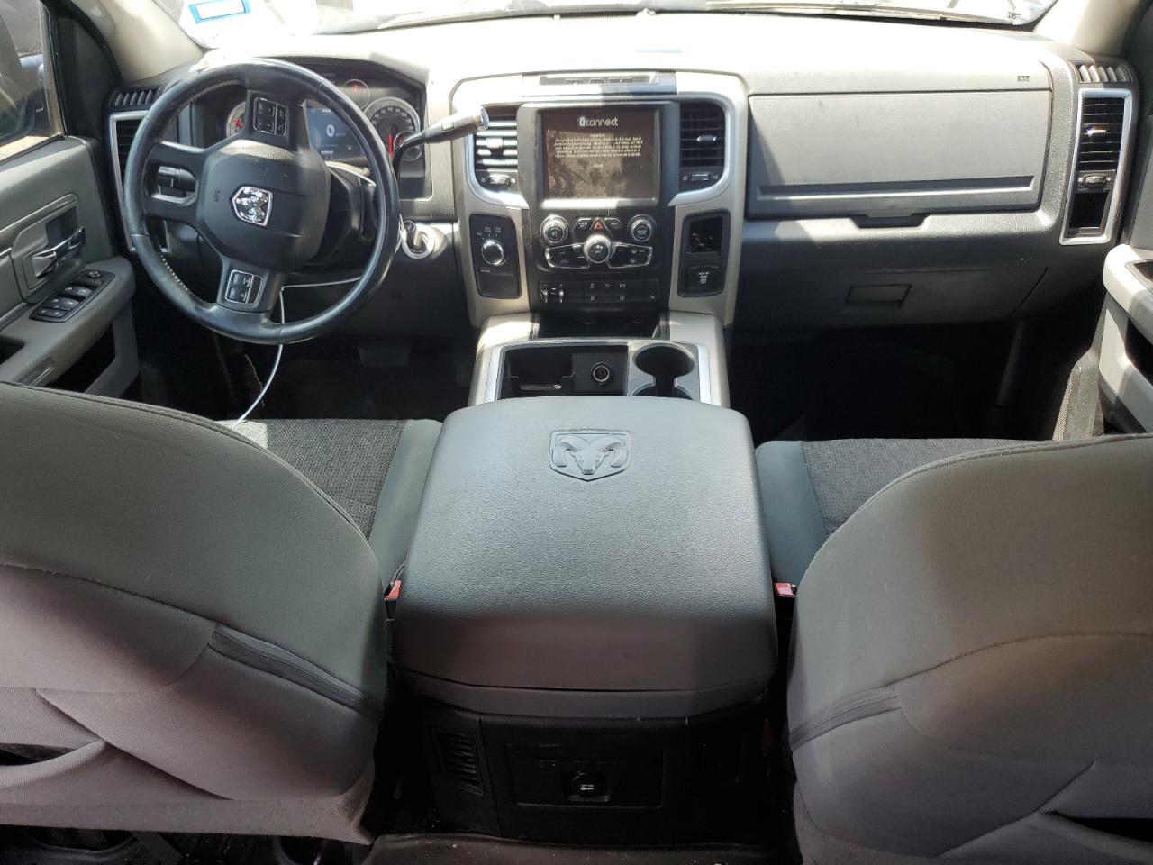 3C63RRHLXEG268781 2014 Ram 3500 Slt