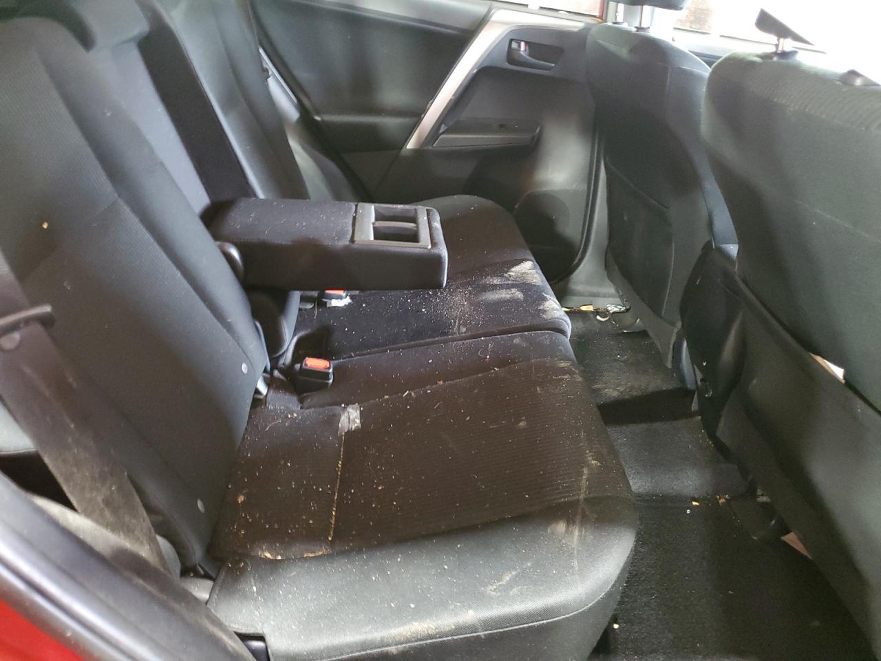 JTMBFREV5HJ171896 2017 Toyota Rav4 Le