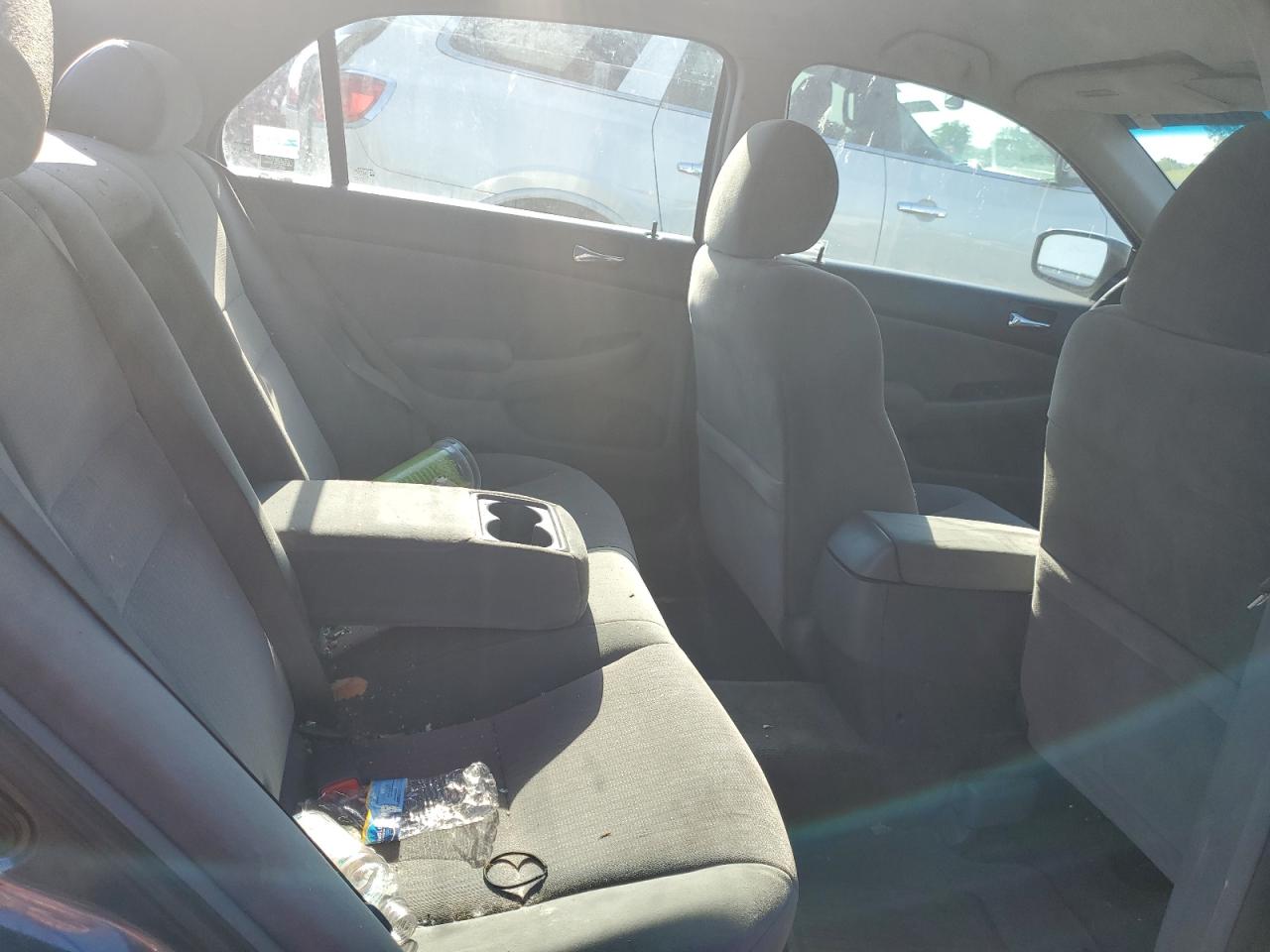 1HGCM56384A092993 2004 Honda Accord Lx