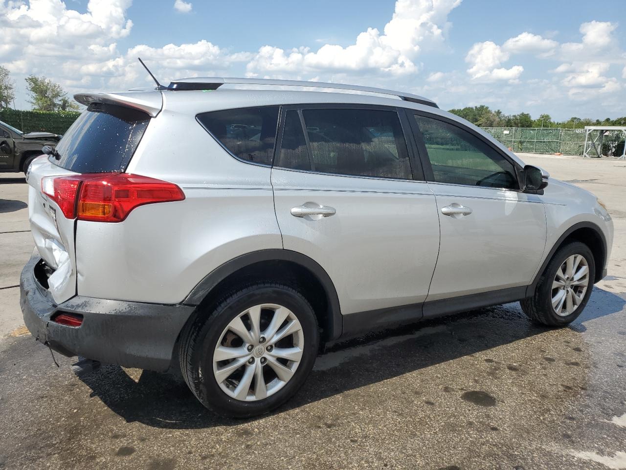 JTMYFREV7FD064161 2015 Toyota Rav4 Limited