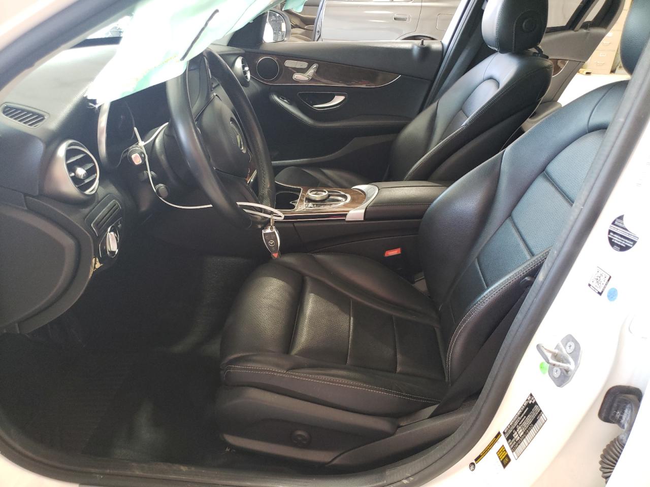 55SWF4KB9HU181626 2017 Mercedes-Benz C 300 4Matic