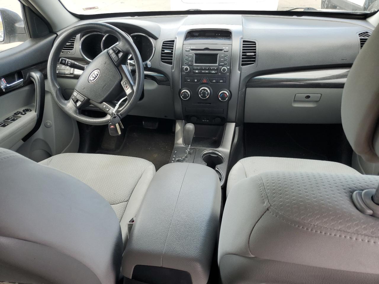 5XYKTDA28DG328225 2013 Kia Sorento Lx