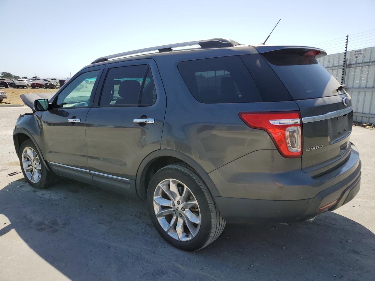 1FM5K8F8XFGC40132 2015 Ford Explorer Limited