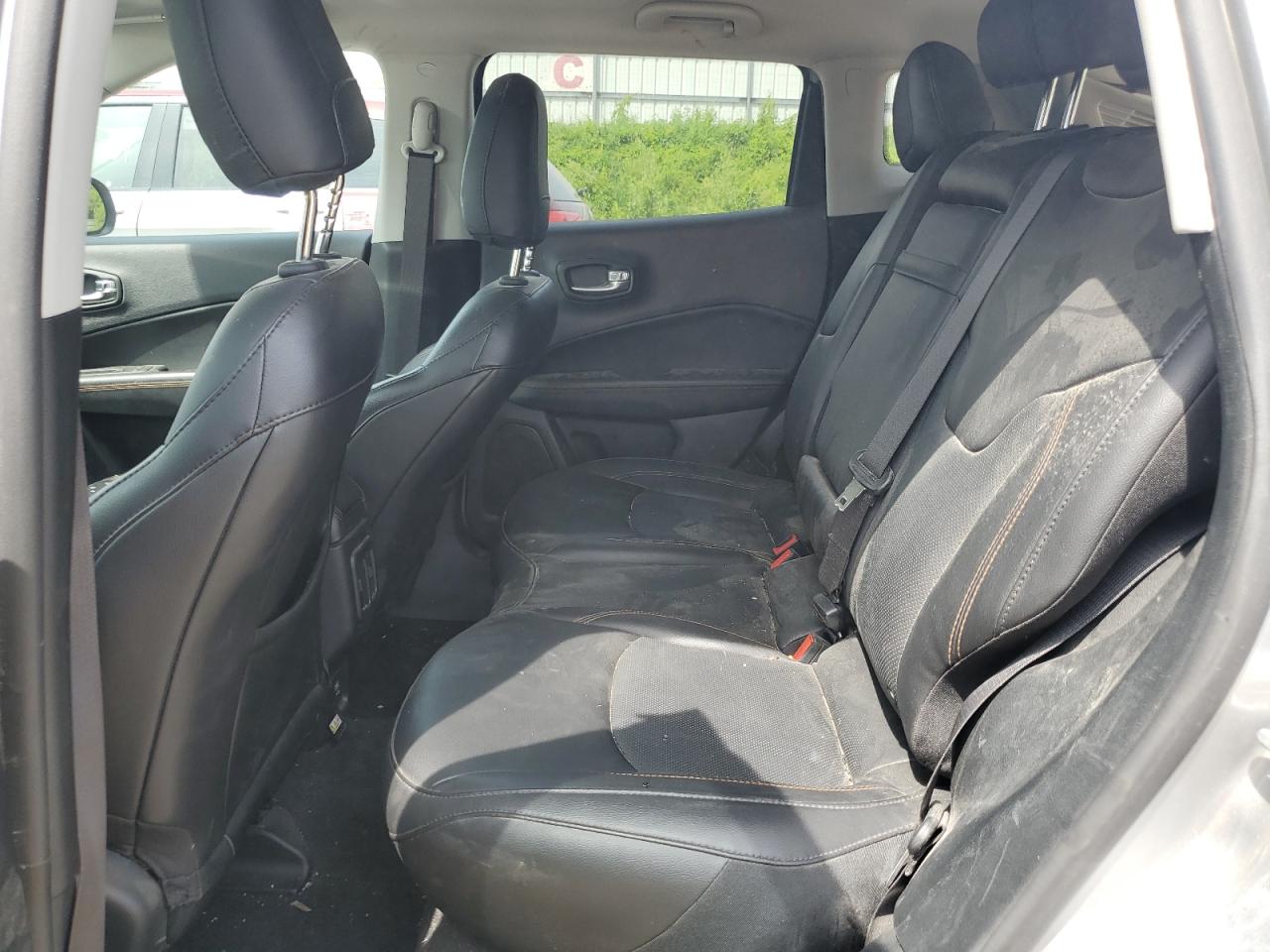 3C4NJDCB5KT854219 2019 Jeep Compass Limited