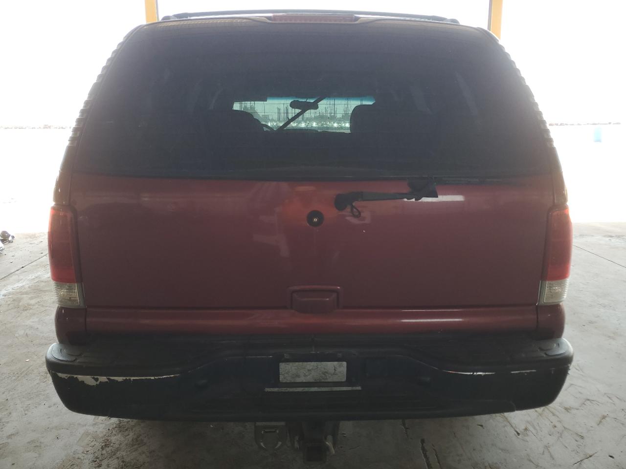 Lot #2617360873 2002 CHEVROLET TAHOE C150