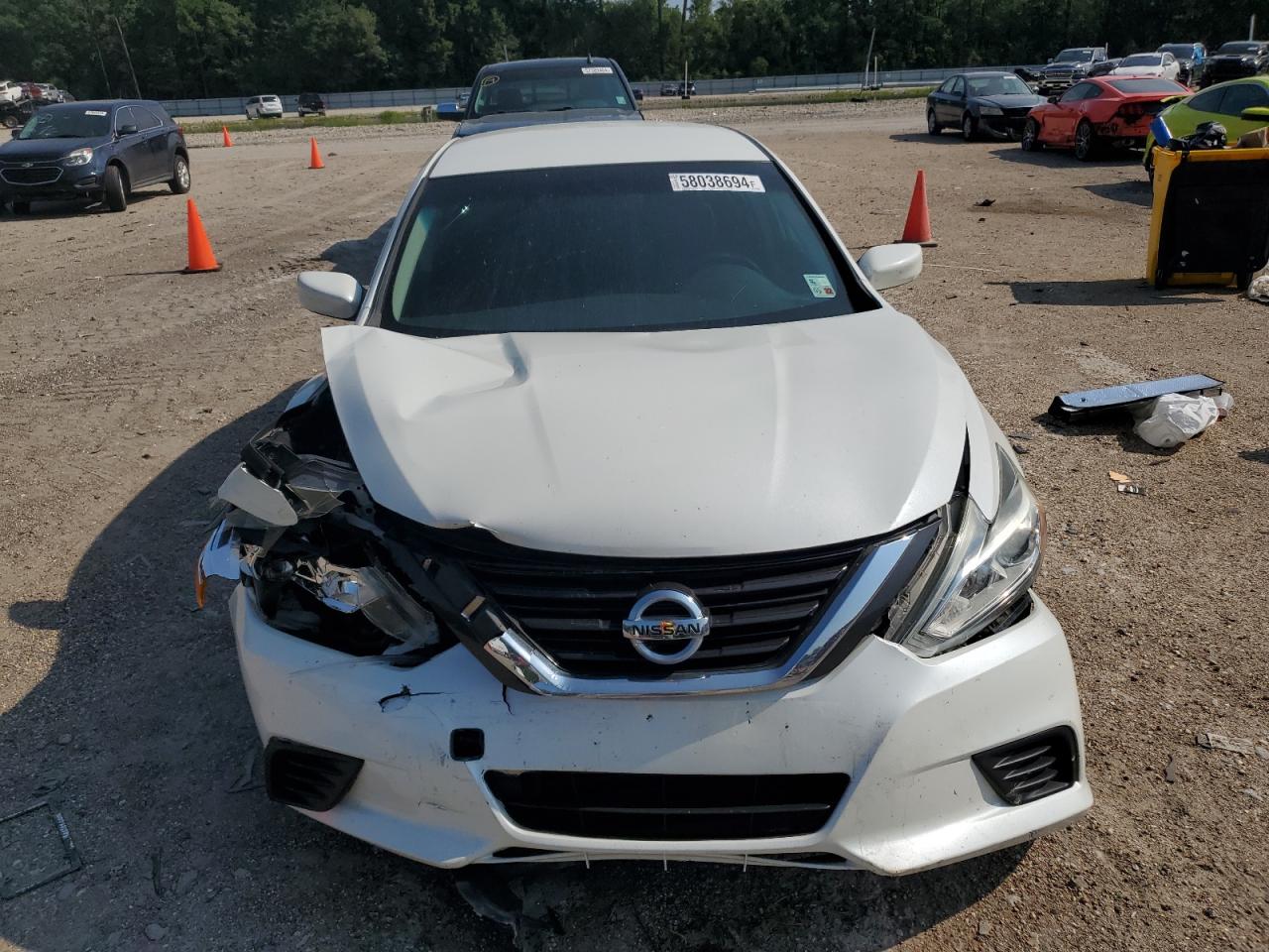 2017 Nissan Altima 2.5 vin: 1N4AL3AP3HN310270