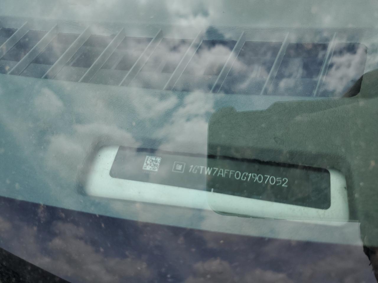 1GTW7AFF0G1907052 2016 GMC Savana G2500