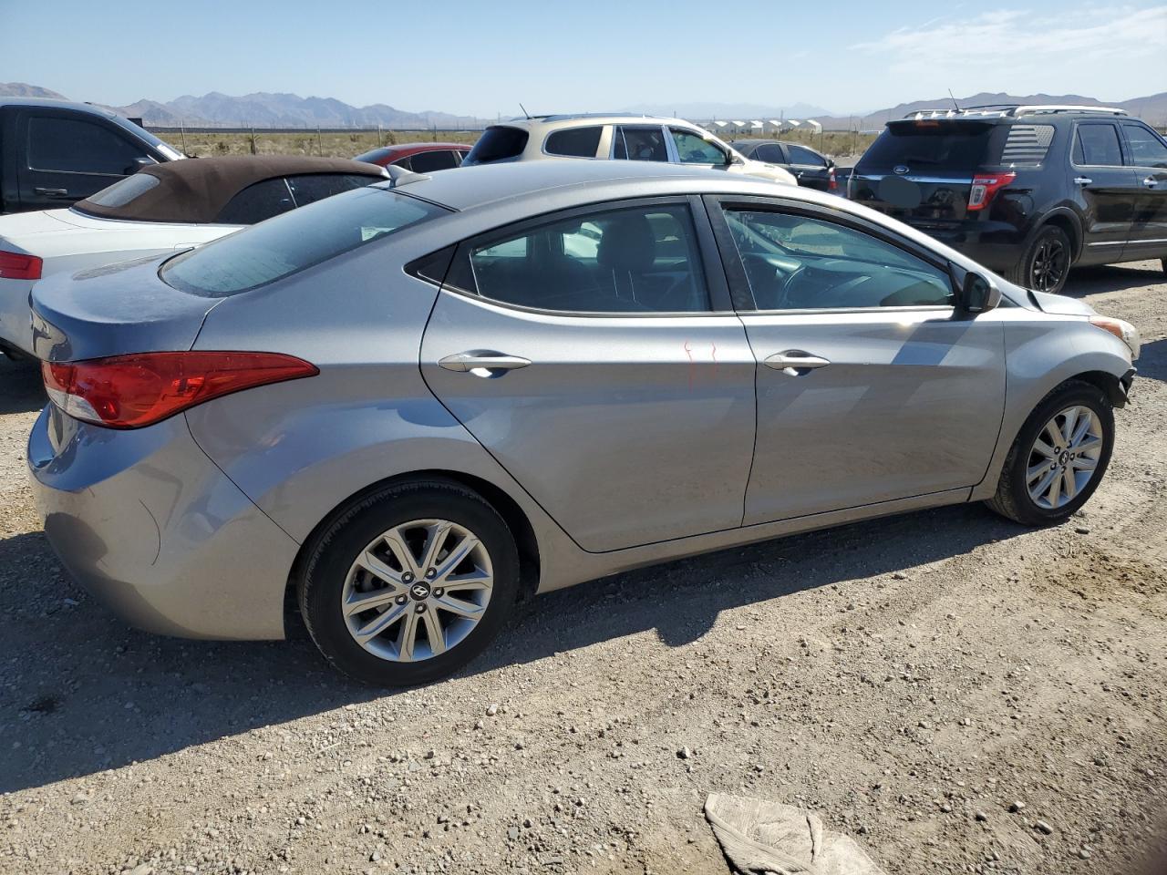 KMHDH4AE9DU633179 2013 Hyundai Elantra Gls