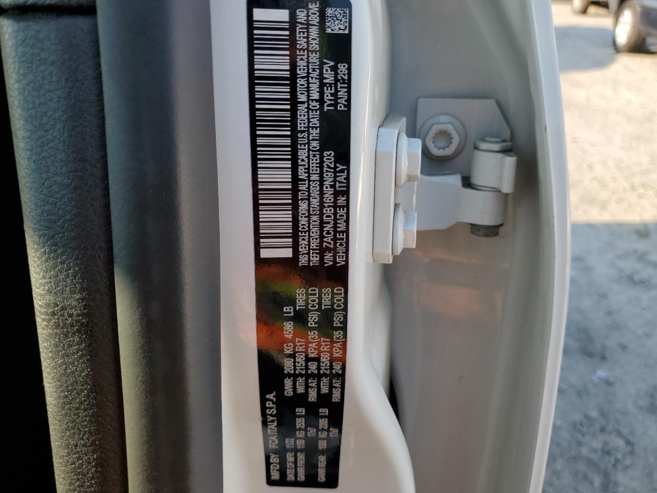 ZACNJDB16NPN97203 2022 Jeep Renegade Latitude