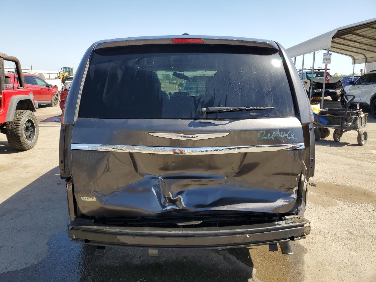 2C4RC1BG4FR594394 2015 Chrysler Town & Country Touring