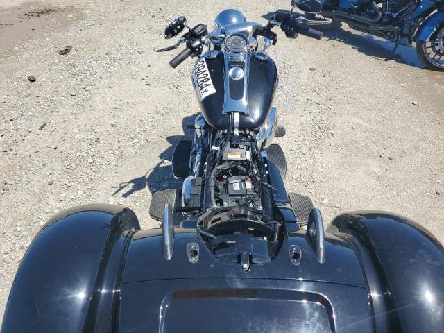 2019 HARLEY-DAVIDSON FLRT 1HD1MCP10KB857255