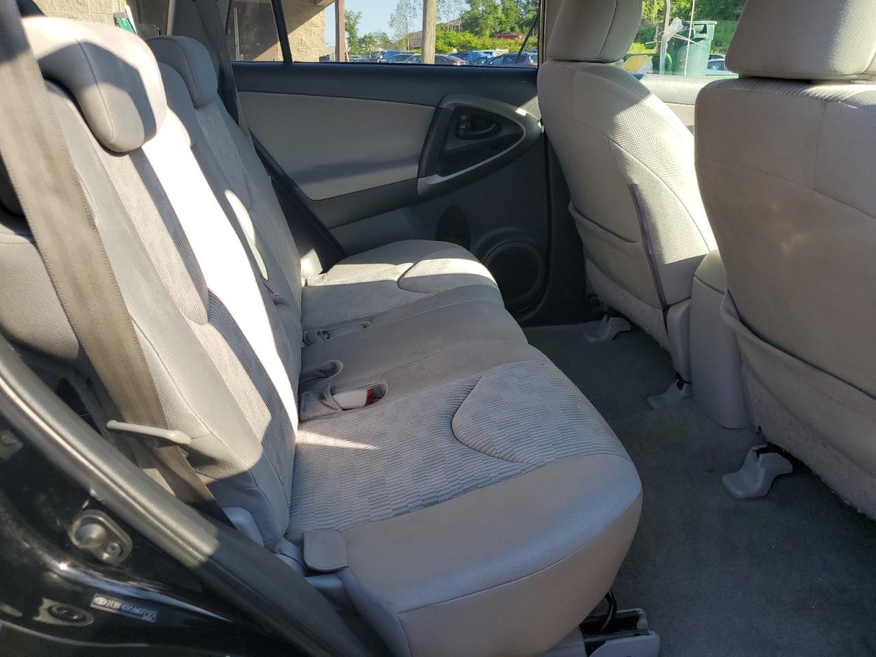 2T3BF4DV5AW077173 2010 Toyota Rav4