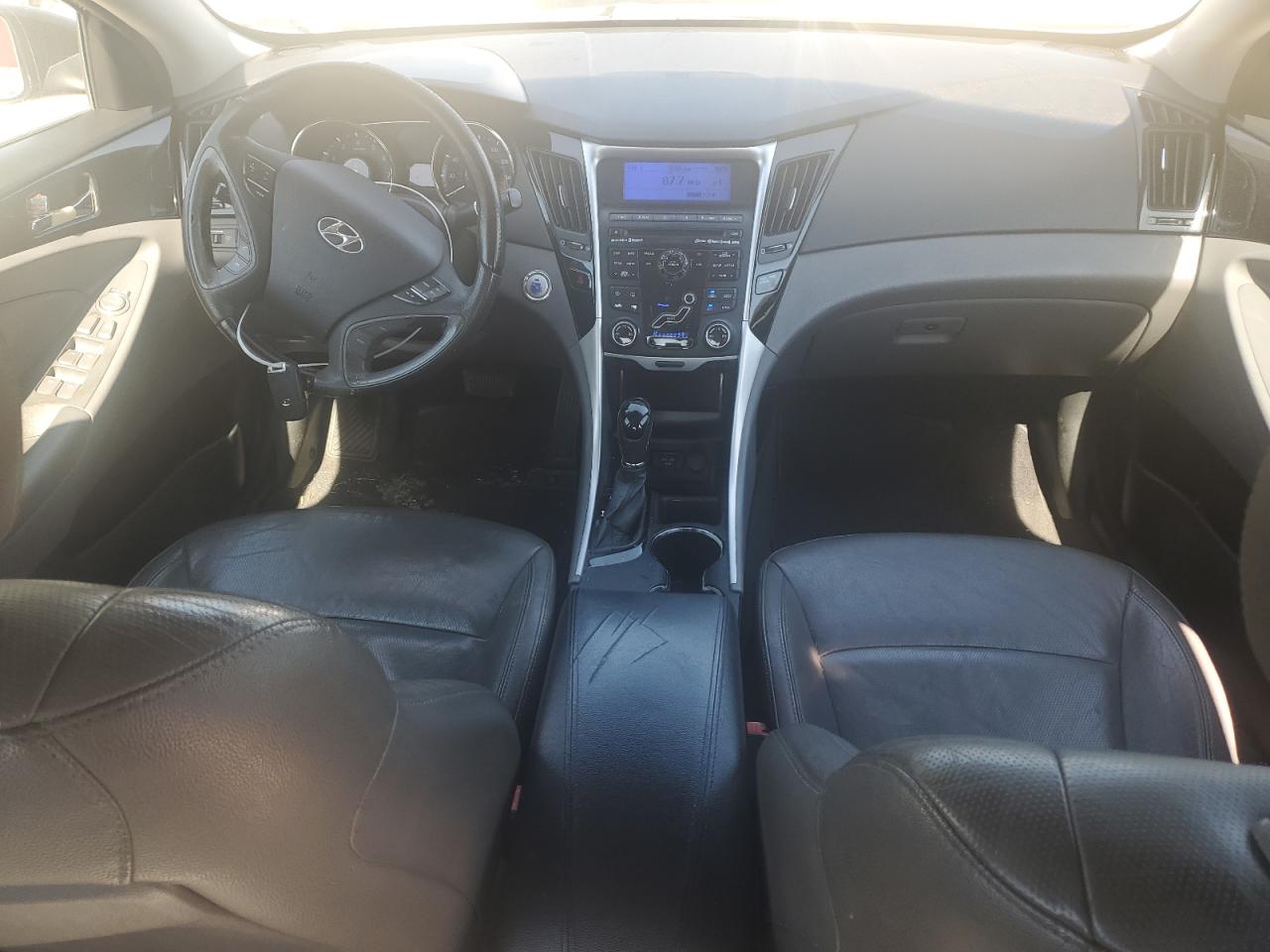 5NPEC4AC5BH141262 2011 Hyundai Sonata Se