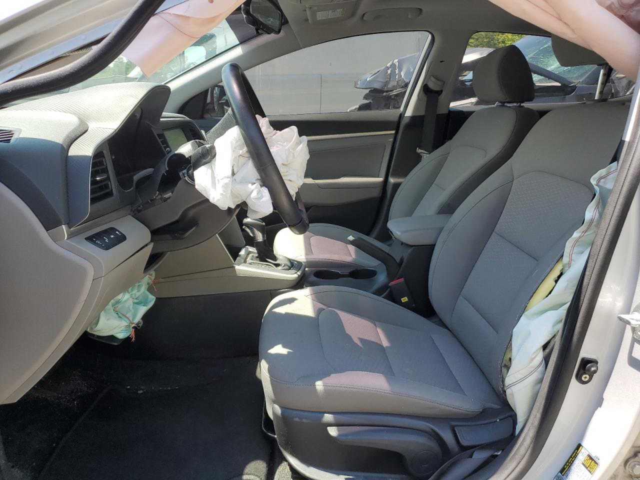 KMHD84LF8KU841556 2019 Hyundai Elantra Sel