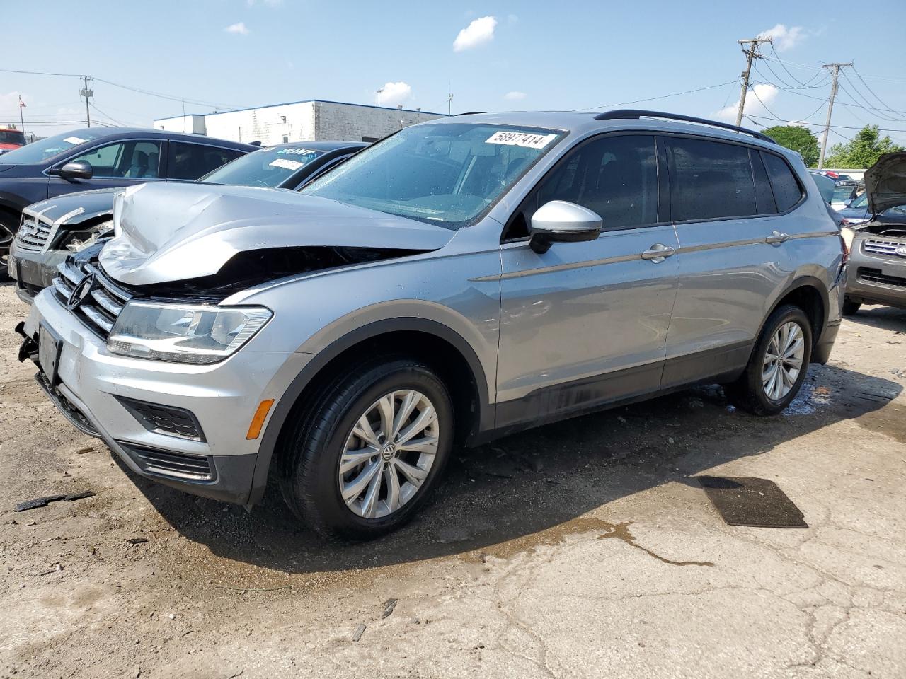 2019 Volkswagen Tiguan S vin: 3VV0B7AX2KM143984