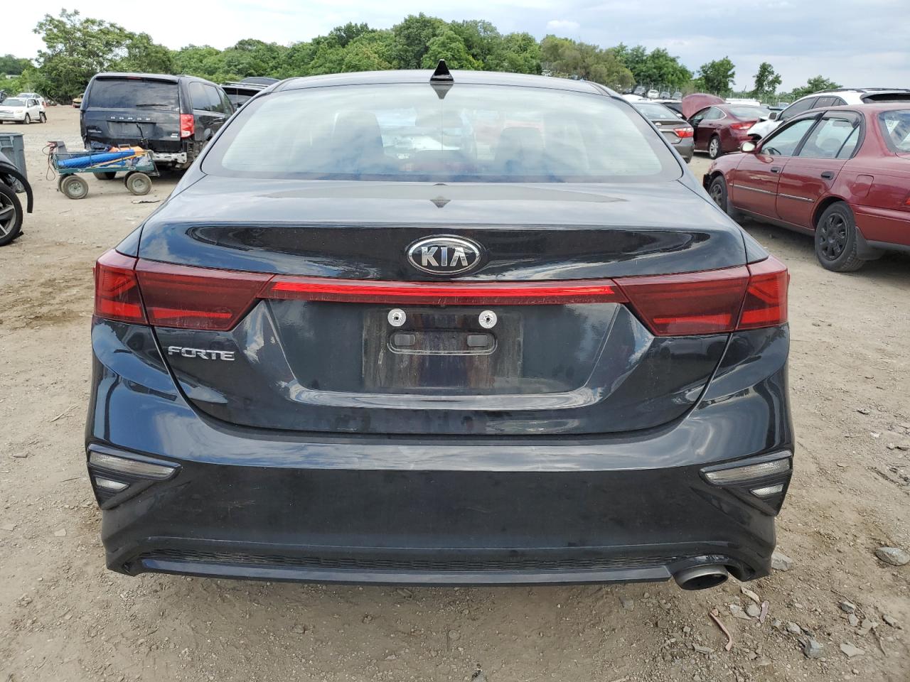 3KPF24AD3KE025594 2019 Kia Forte Fe