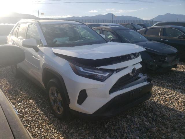 2022 TOYOTA RAV4 XLE - 2T3P1RFV6NC258658