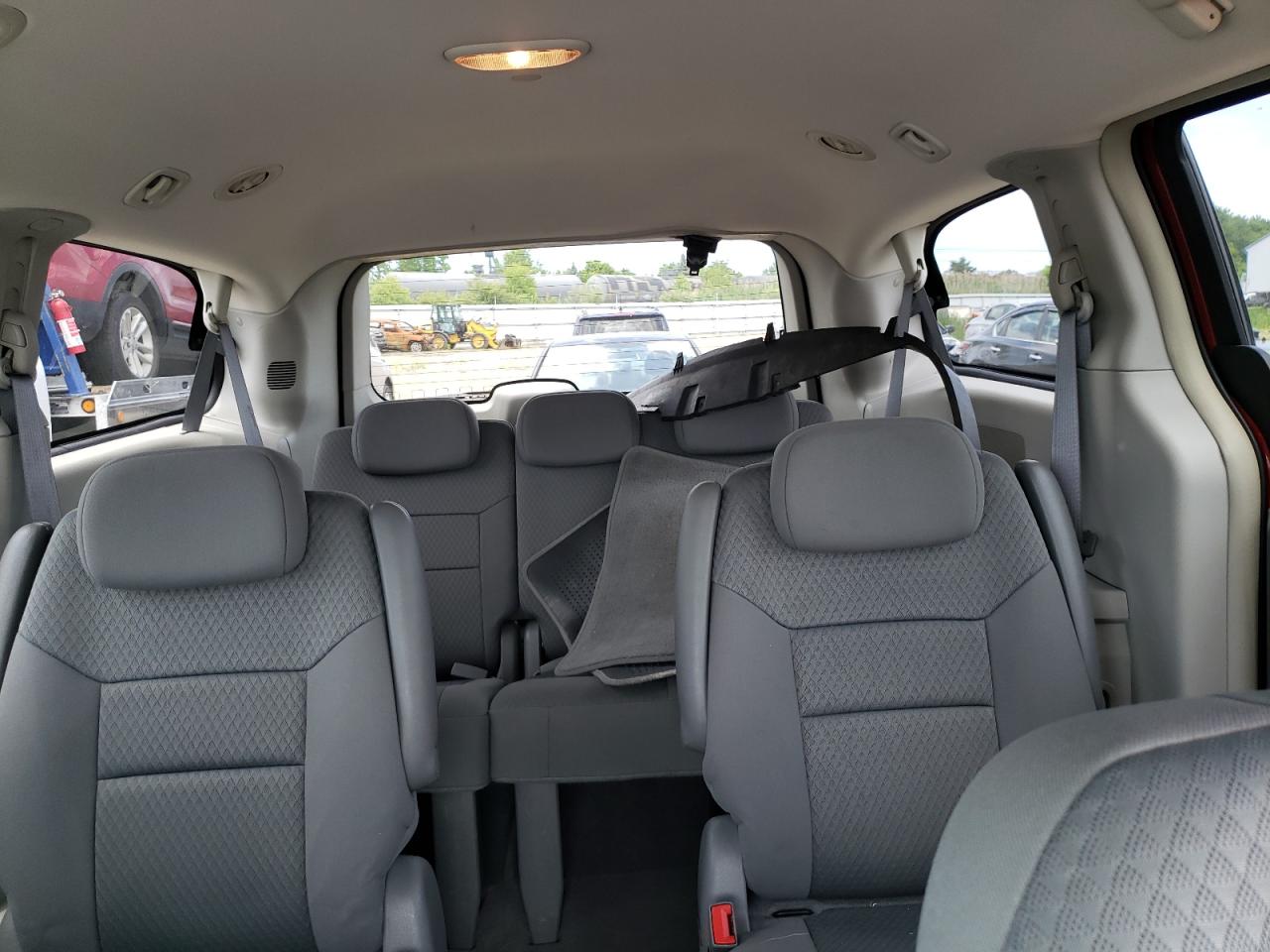 2A8HR44E89R638899 2009 Chrysler Town & Country Lx