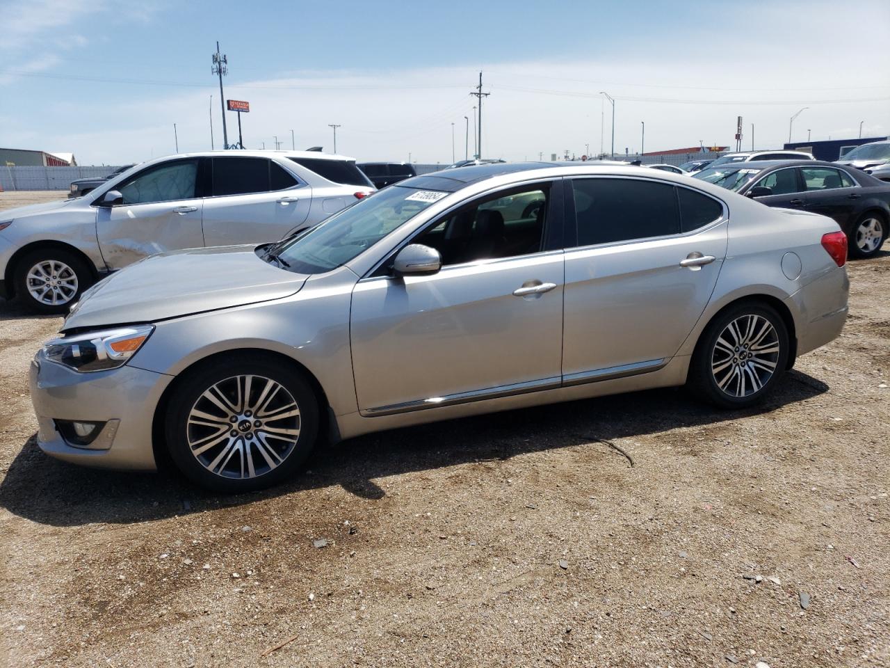 2014 Kia Cadenza Premium vin: KNALN4D77E5120382