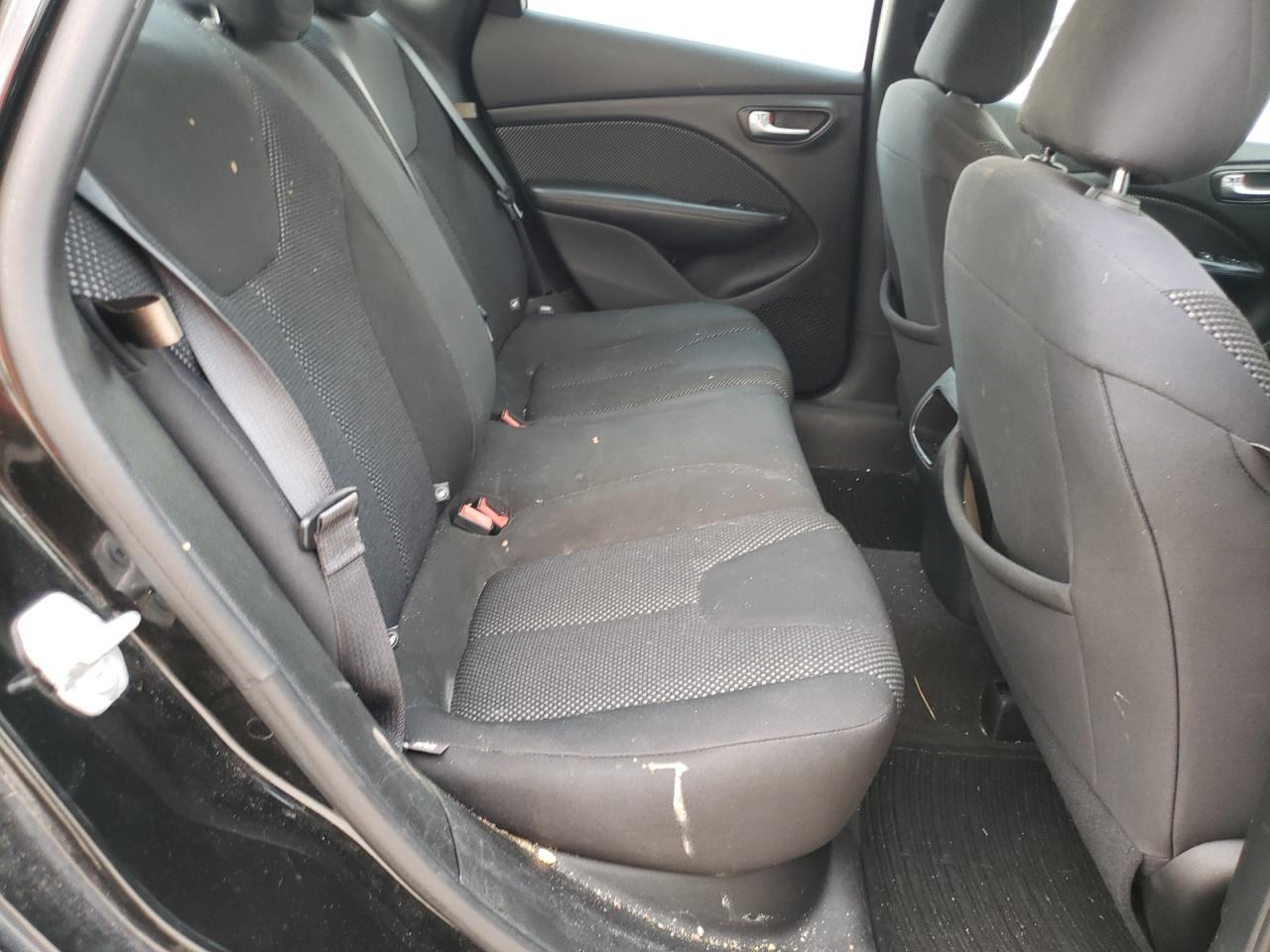 1C3CDFAA8GD712064 2016 Dodge Dart Se