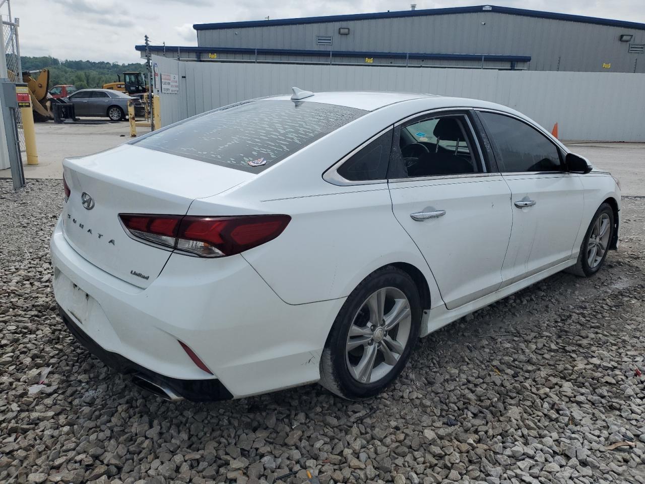 2018 Hyundai Sonata Sport vin: 5NPE34AF0JH692689