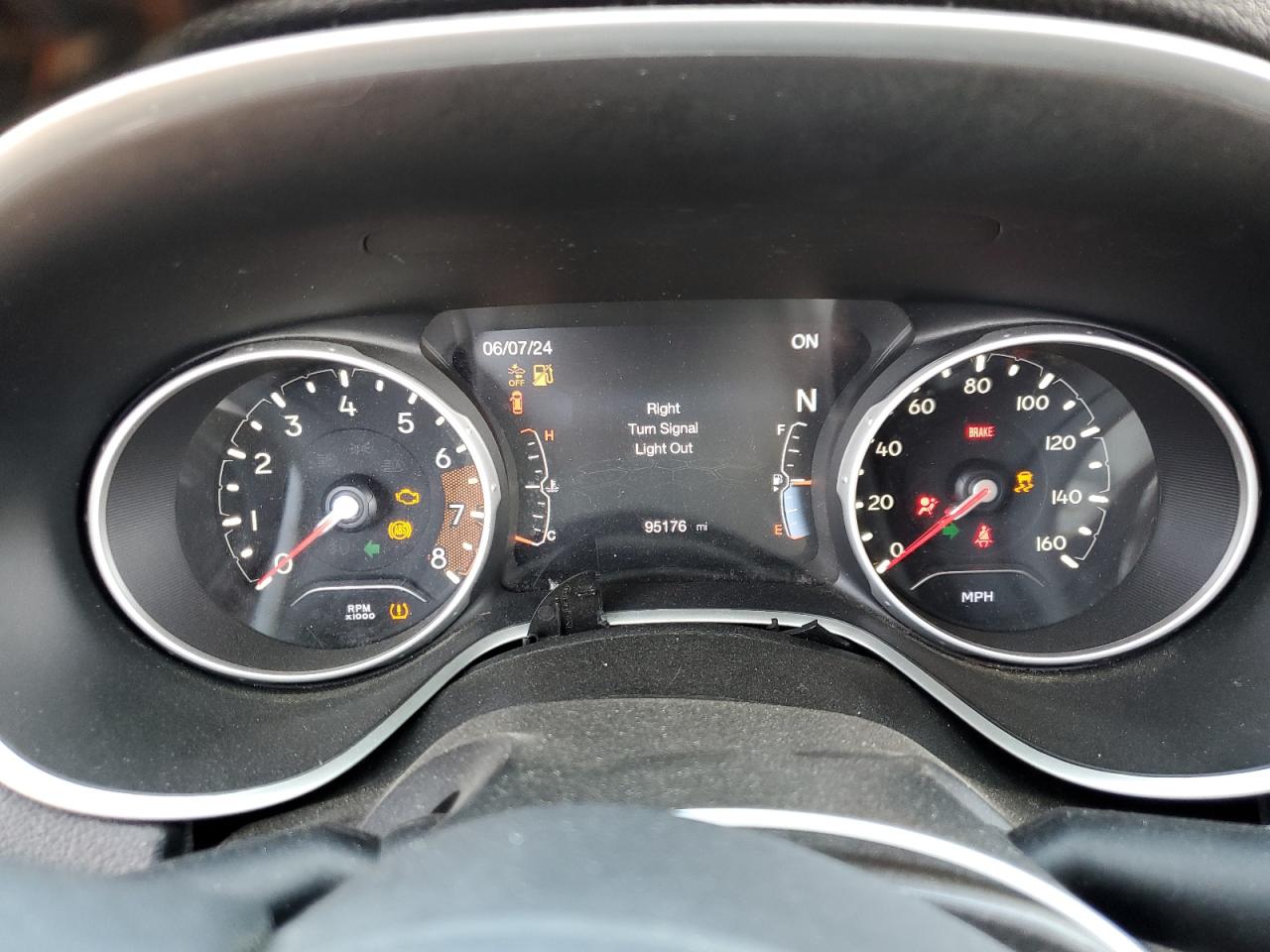 3C4NJCCB6JT407083 2018 Jeep Compass Limited