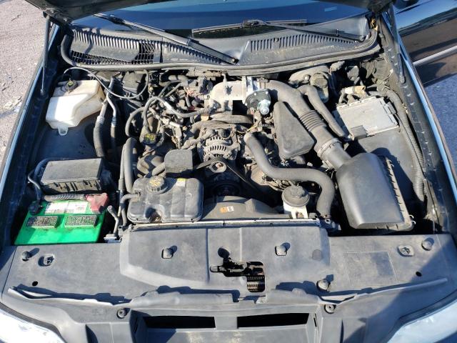 2011 Lincoln Town Car Executive L VIN: 2LNBL8EV3BX765495 Lot: 61185484