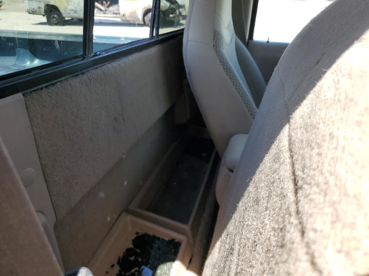 1FTYR10C2WUB62769 1998 Ford Ranger