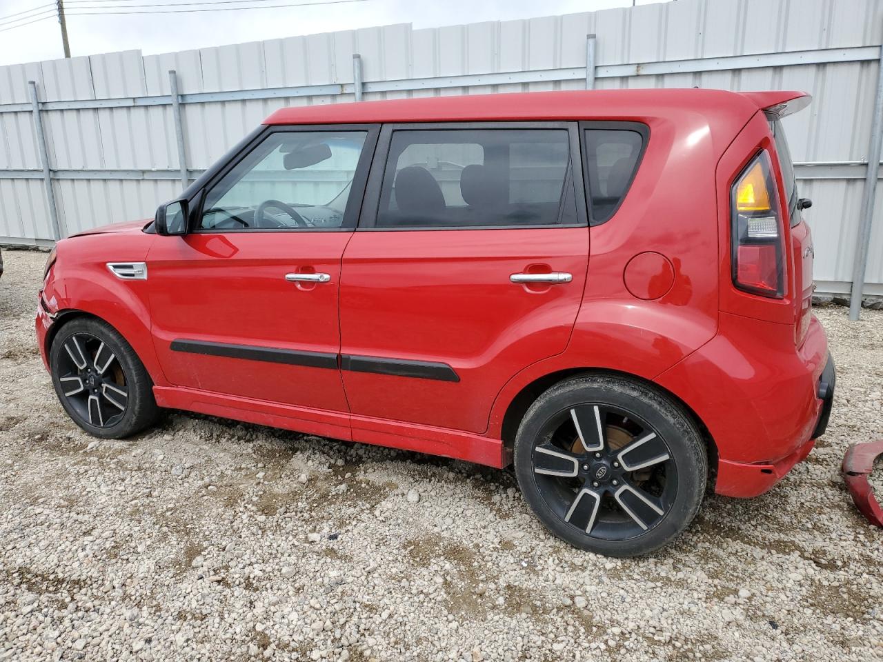 KNDJT2A2XB7325899 2011 Kia Soul +