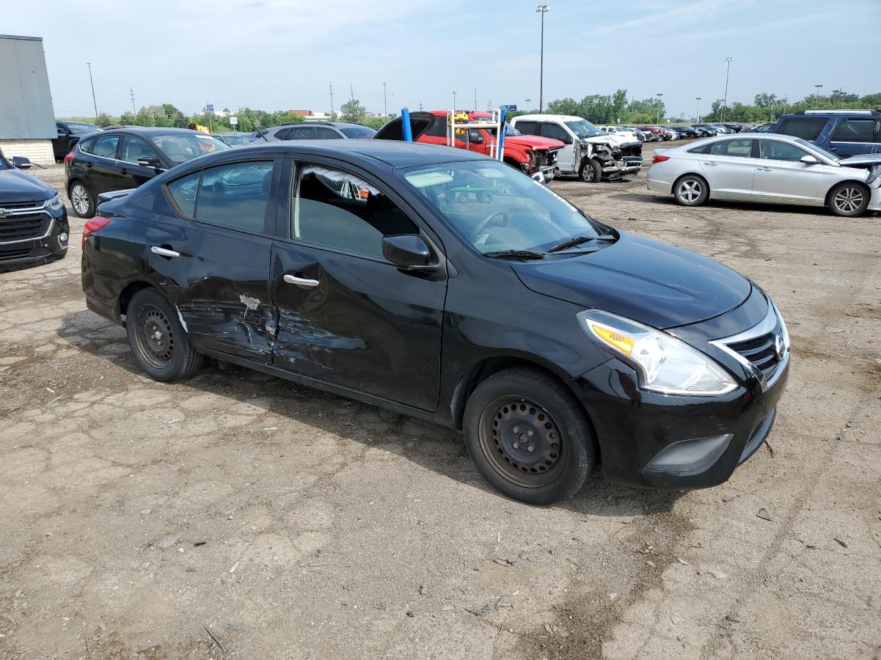 3N1CN7AP4FL828294 2015 Nissan Versa S