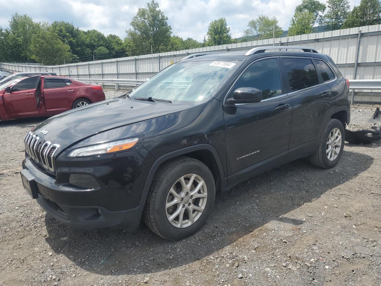 1C4PJMCS7HD216027 2017 Jeep Cherokee Latitude