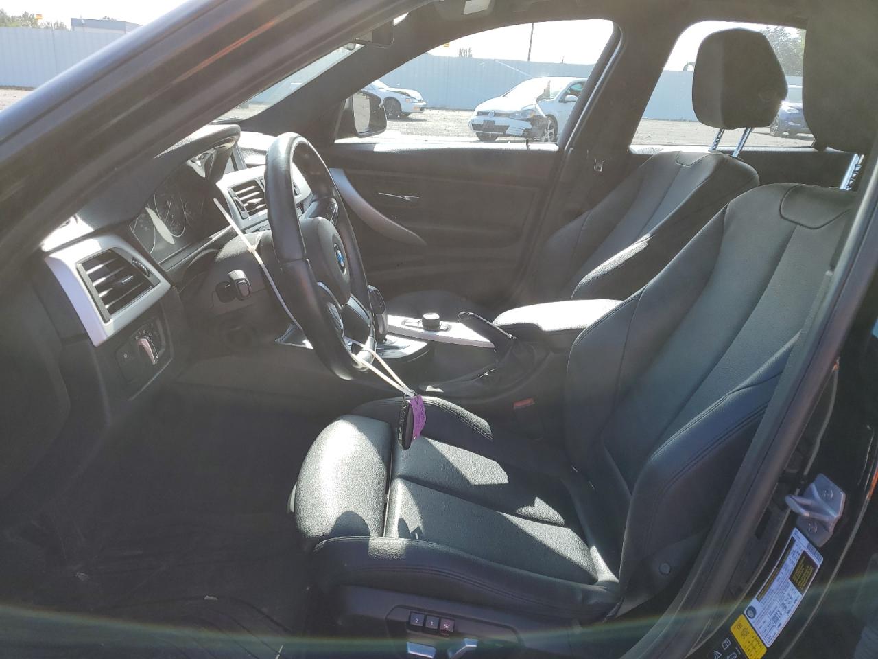 WBA8E5G53HNU41474 2017 BMW 320 Xi