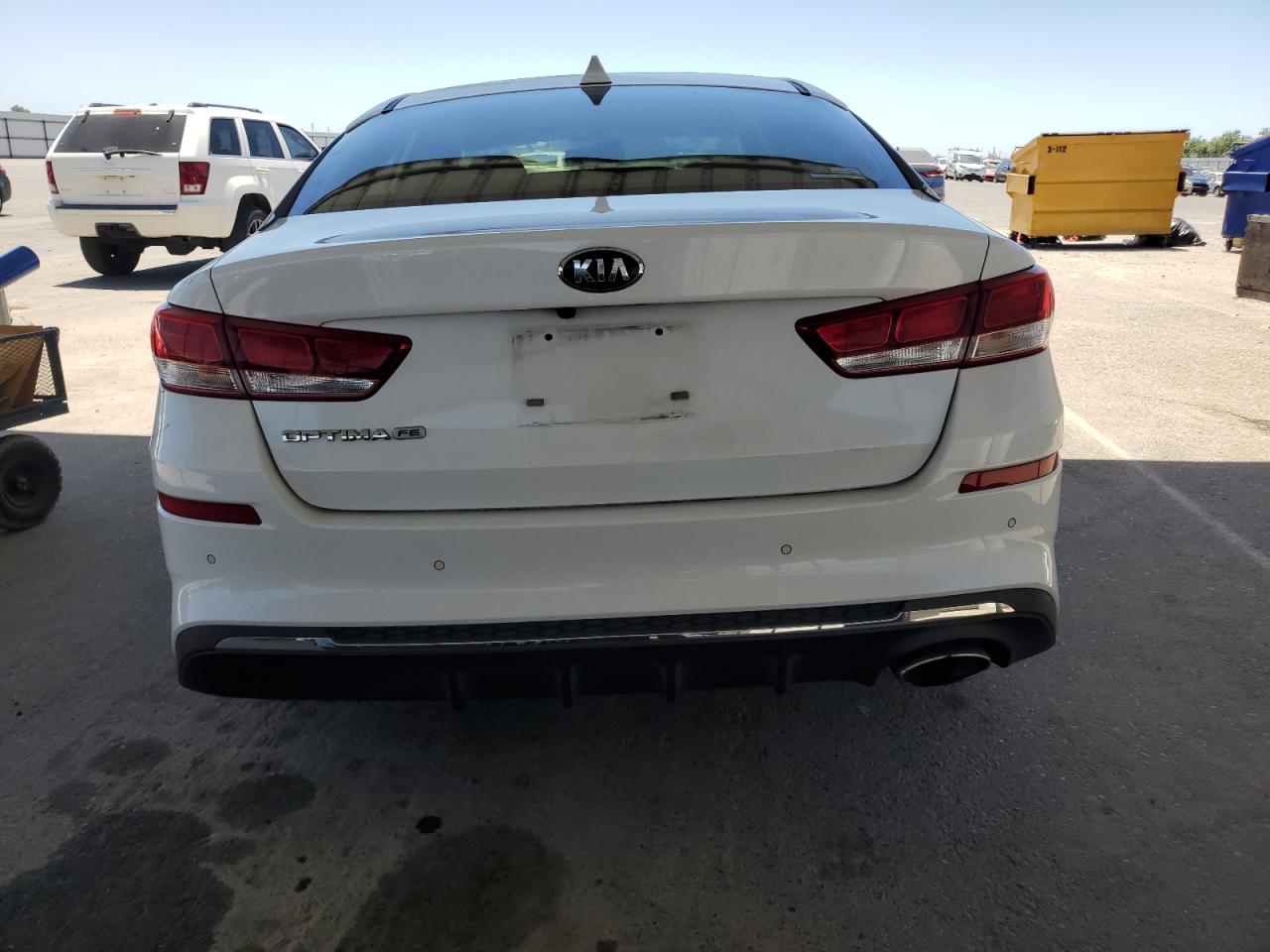 5XXGT4L37LG389015 2020 Kia Optima Lx