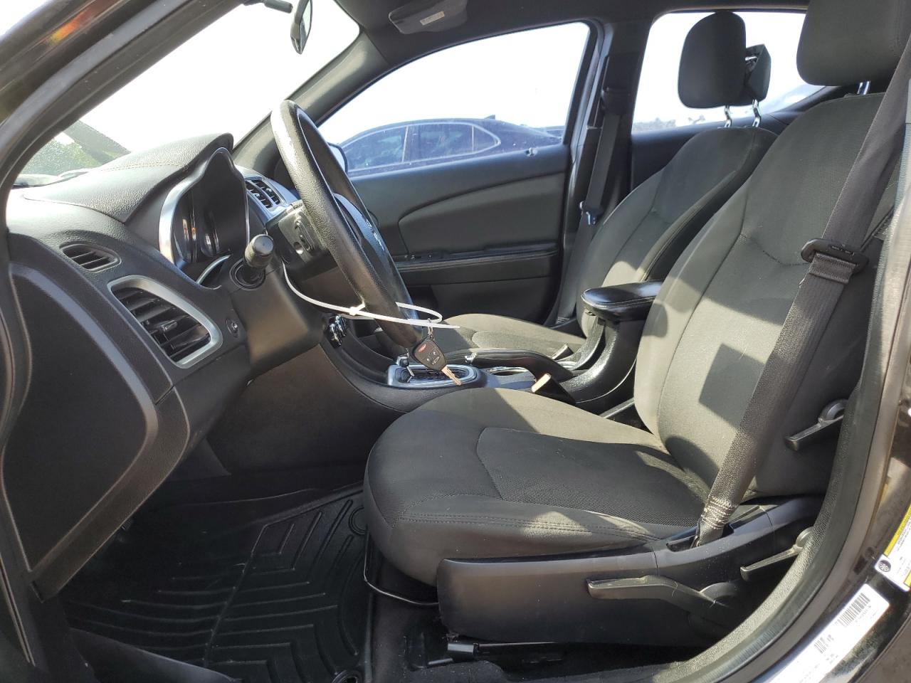 1C3CDZAB1DN517231 2013 Dodge Avenger Se