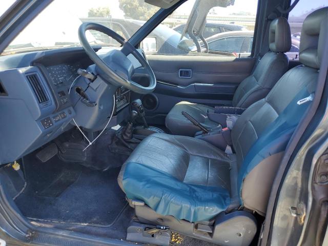 1992 Nissan Pathfinder Xe VIN: JN8HD17Y4NW005879 Lot: 58179144