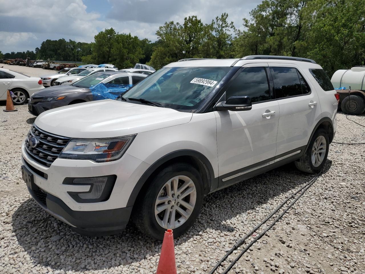 FORD EXPLORER 2017