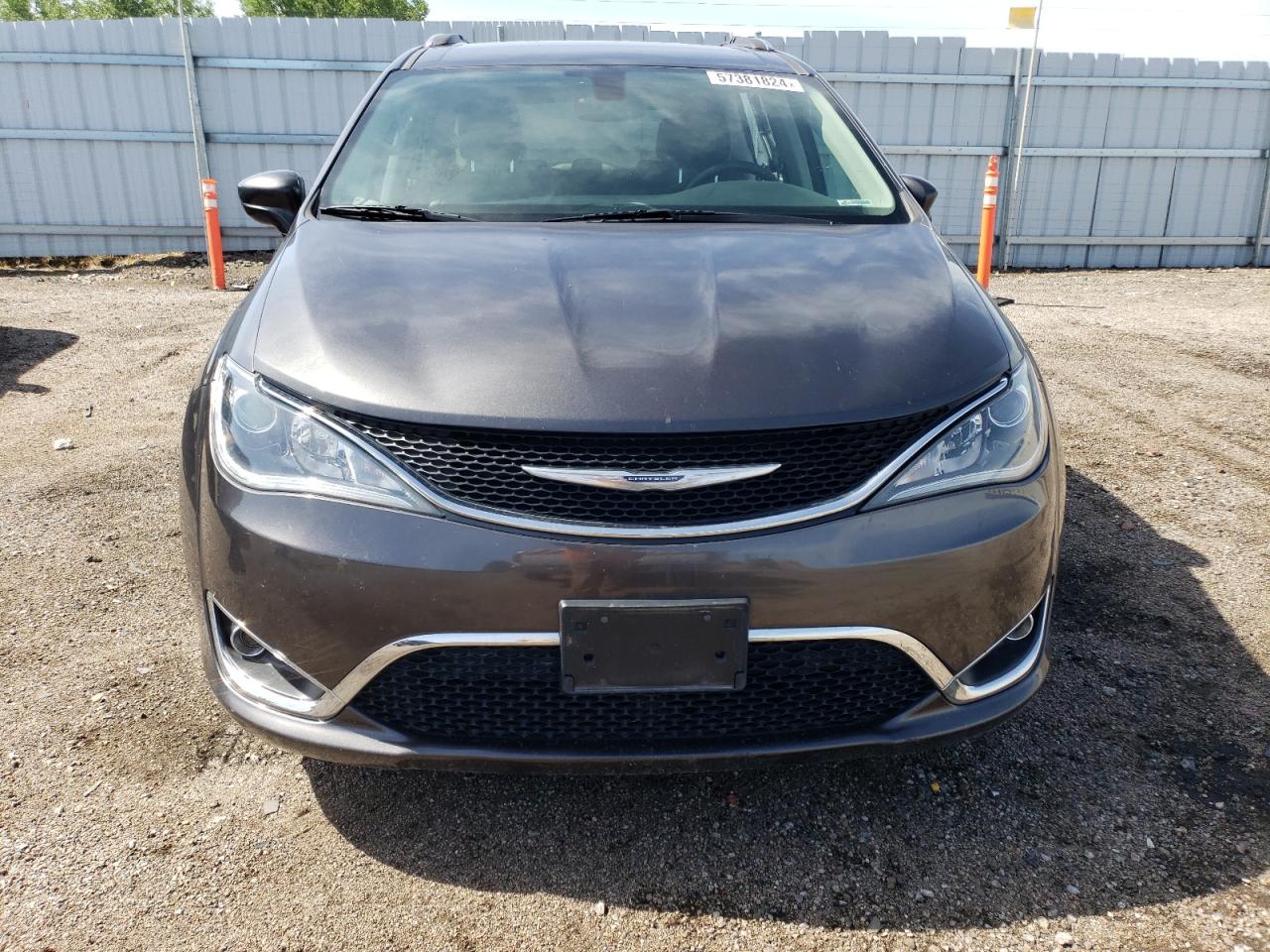 2C4RC1BG5JR110600 2018 Chrysler Pacifica Touring L