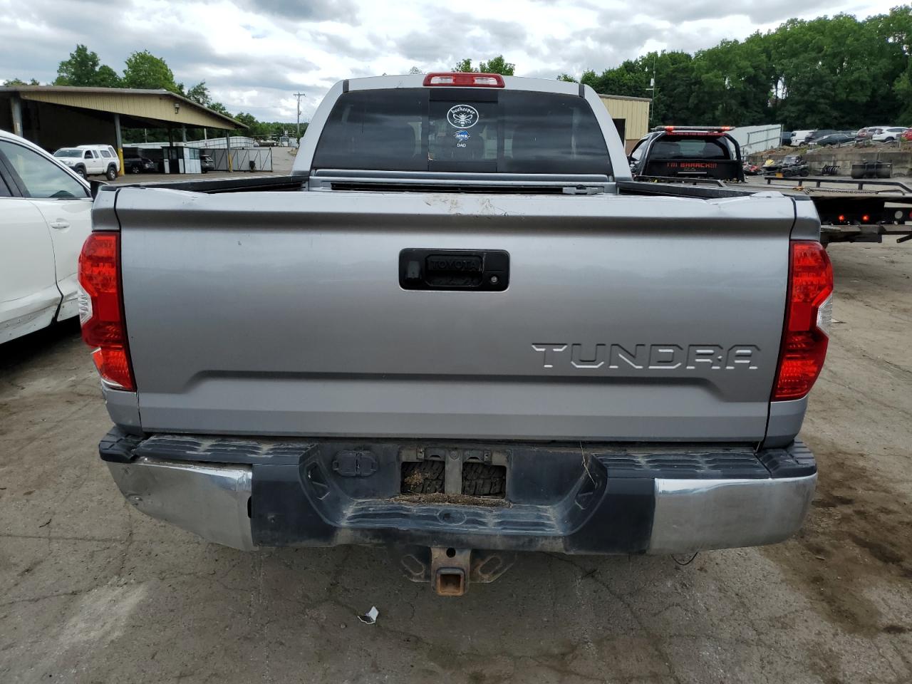 5TFUY5F14JX698841 2018 Toyota Tundra Double Cab Sr/Sr5