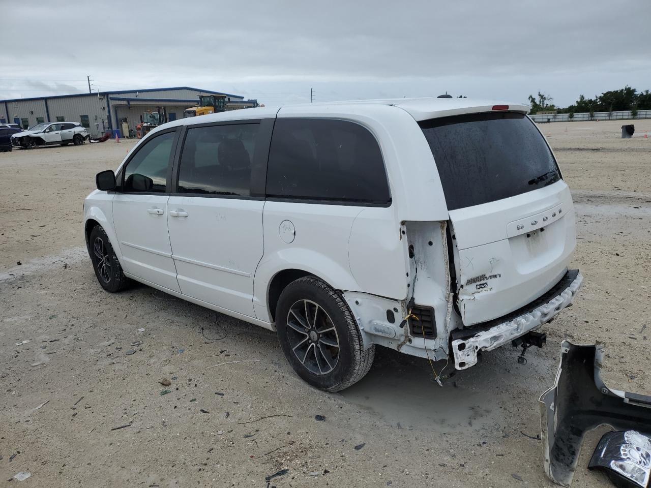 2C4RDGBG8HR548926 2017 Dodge Grand Caravan Se