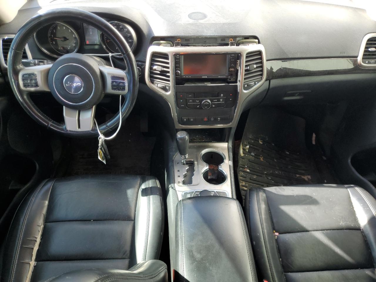 1J4RR4GT7BC569718 2011 Jeep Grand Cherokee Laredo