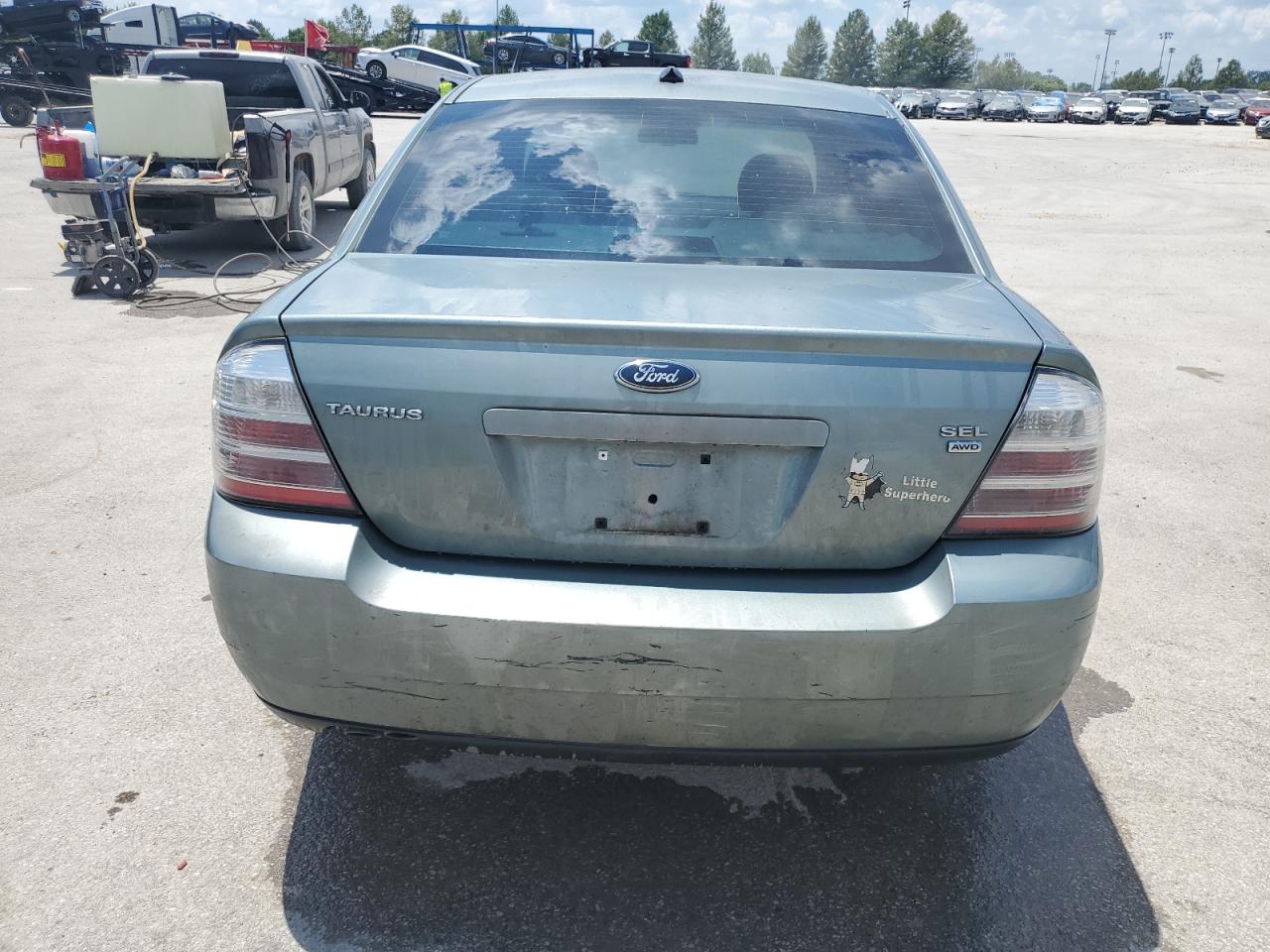 1FAHP27W18G155718 2008 Ford Taurus Sel
