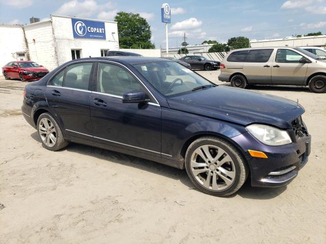 VIN WDDGF8AB4DR257603 2013 Mercedes-Benz C-Class, 3... no.4