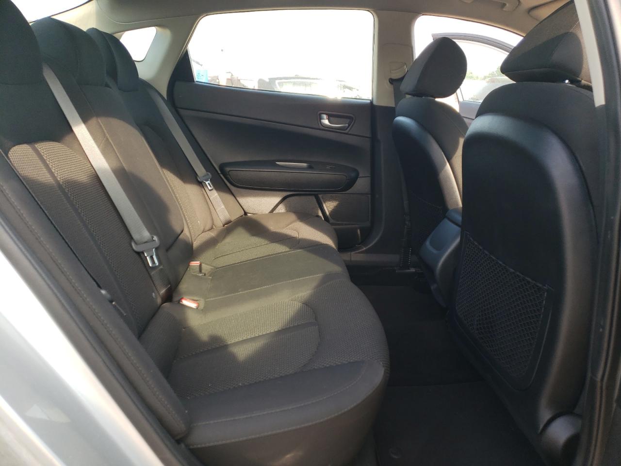 5XXGT4L30KG358719 2019 Kia Optima Lx