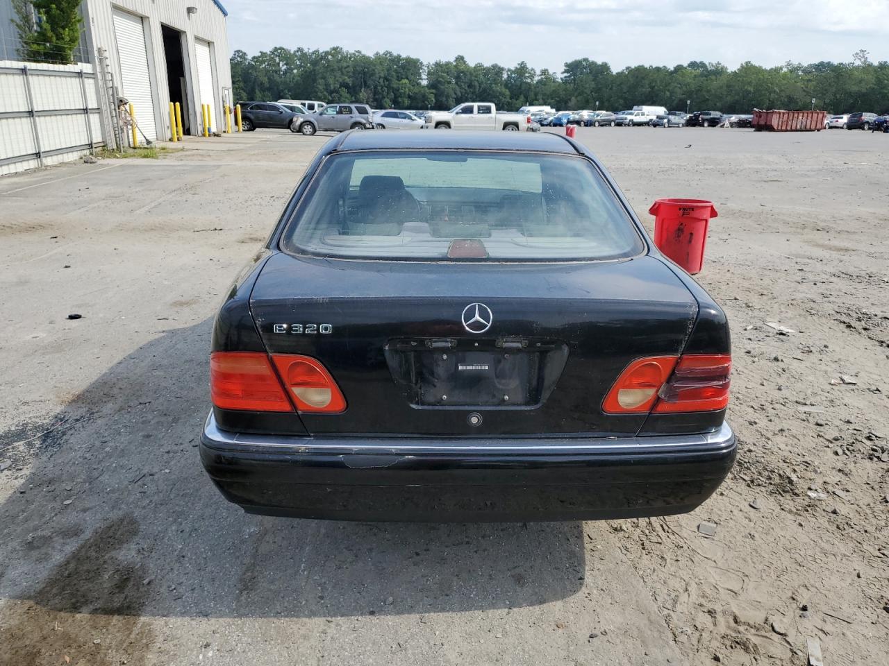 WDBJF65F1WA707791 1998 Mercedes-Benz E 320