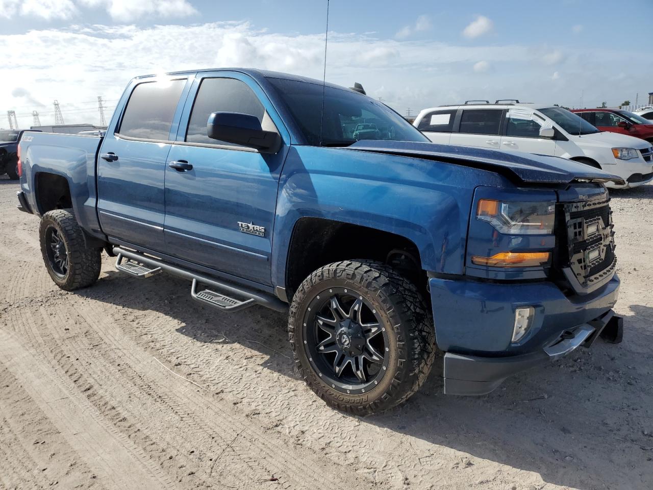 2018 Chevrolet Silverado K1500 Lt vin: 3GCUKREC0JG114838