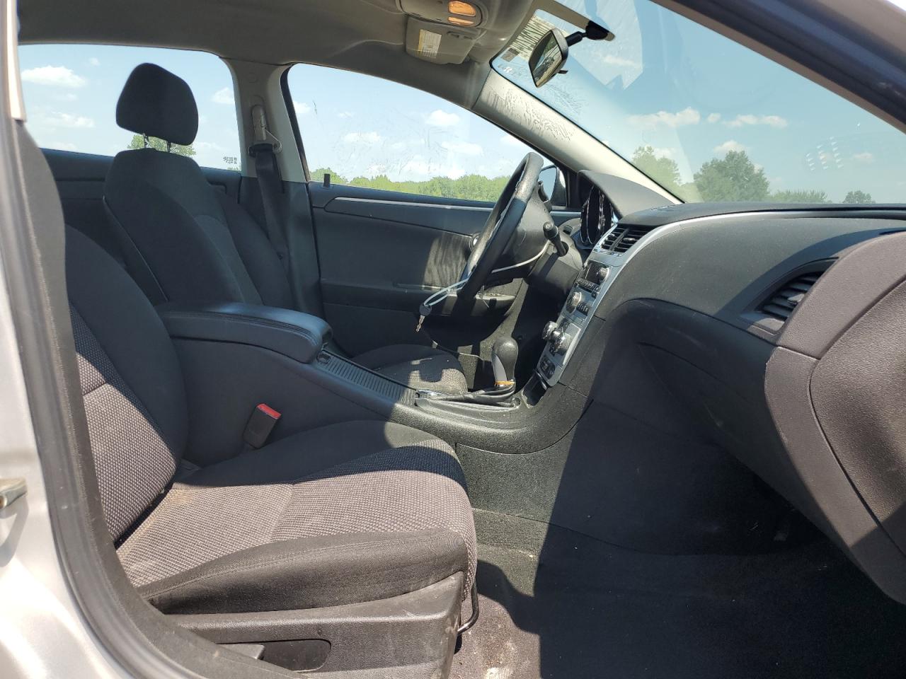 1G1ZC5EB9AF303839 2010 Chevrolet Malibu 1Lt